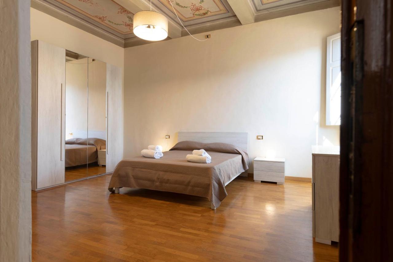 Apartment Santo Spirito Luxury Florenz